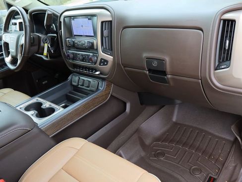 Used 2019 GMC Sierra 2500 Denali w/ Duramax Plus Package image 29