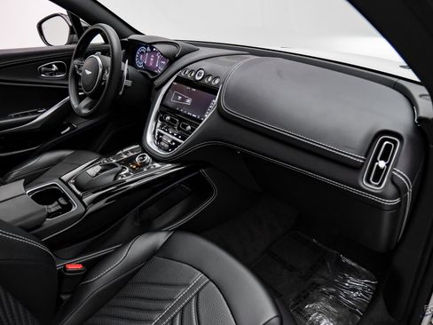 Used 2023 Aston Martin DBX 707 image 35