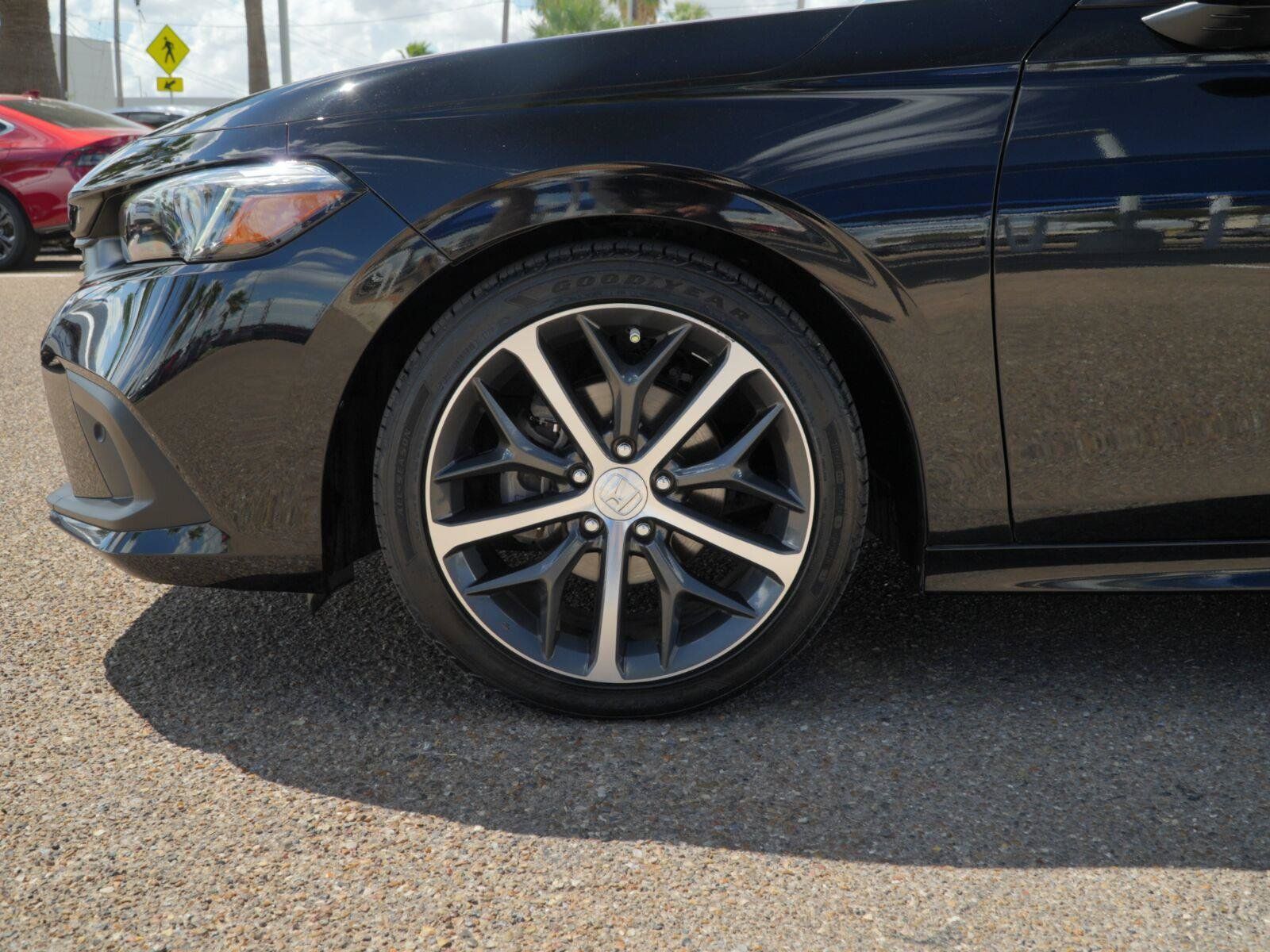 Used 2024 Honda Civic Touring image 17