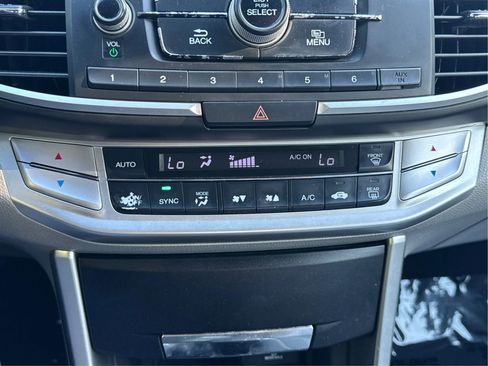 Used 2014 Honda Accord LX image 28