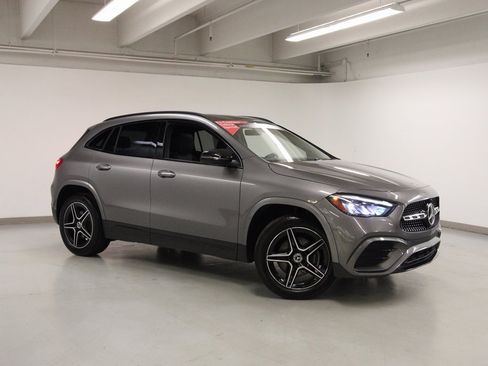 Certified 2025 Mercedes-Benz GLA 250 GLA 250 image 4