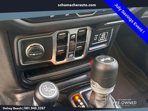 Used 2024 Jeep Wrangler Unlimited Sport AWD/4WD image 21