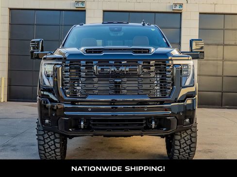 Used 2026 GMC Sierra 3500 Denali Ultimate image 4