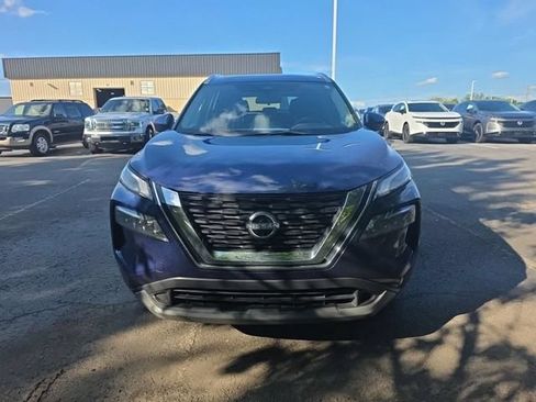 Used 2023 Nissan Rogue SV w/ SV Premium B Package FWD image 7