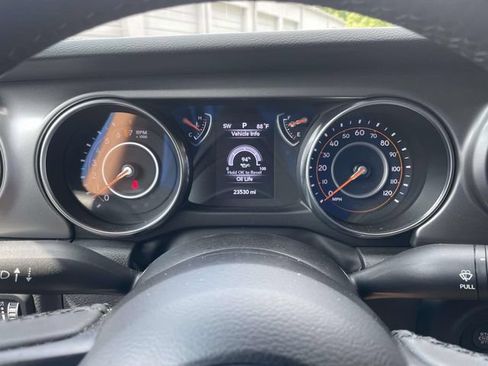 Used 2023 Jeep Gladiator Sport AWD/4WD image 23