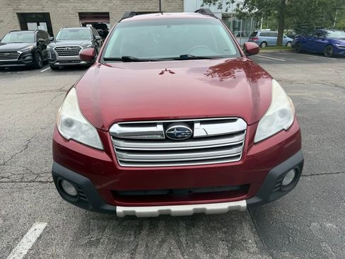 Used 2014 Subaru Outback 2.5i Limited w/ Popular Package #3 AWD/4WD image 2