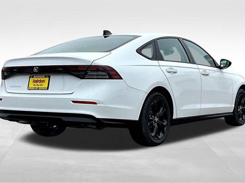 New 2025 Honda Accord SE image 17