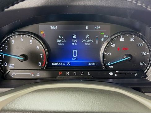 Used 2023 Ford Explorer XLT w/ Equipment Group 202A image 14