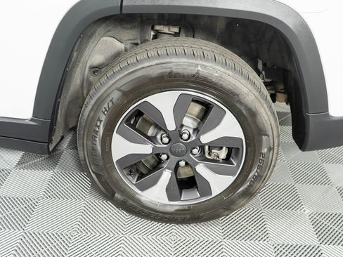 Used 2024 Jeep Grand Cherokee Limited 4xe image 29