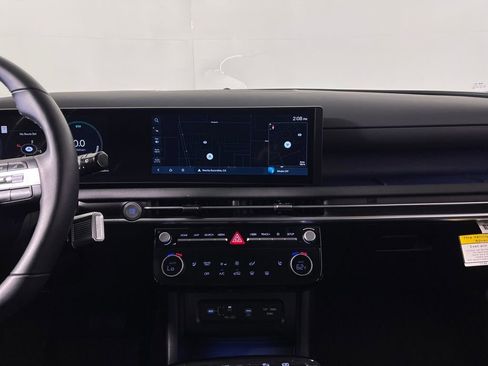 Certified 2025 Hyundai Tucson SEL image 16