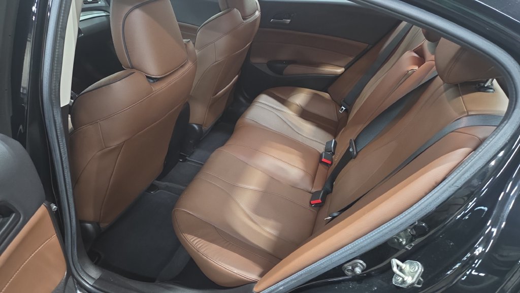 Used 2019 Acura ILX w/ Premium Package FWD image 17