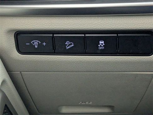 Used 2024 Kia Telluride S image 14