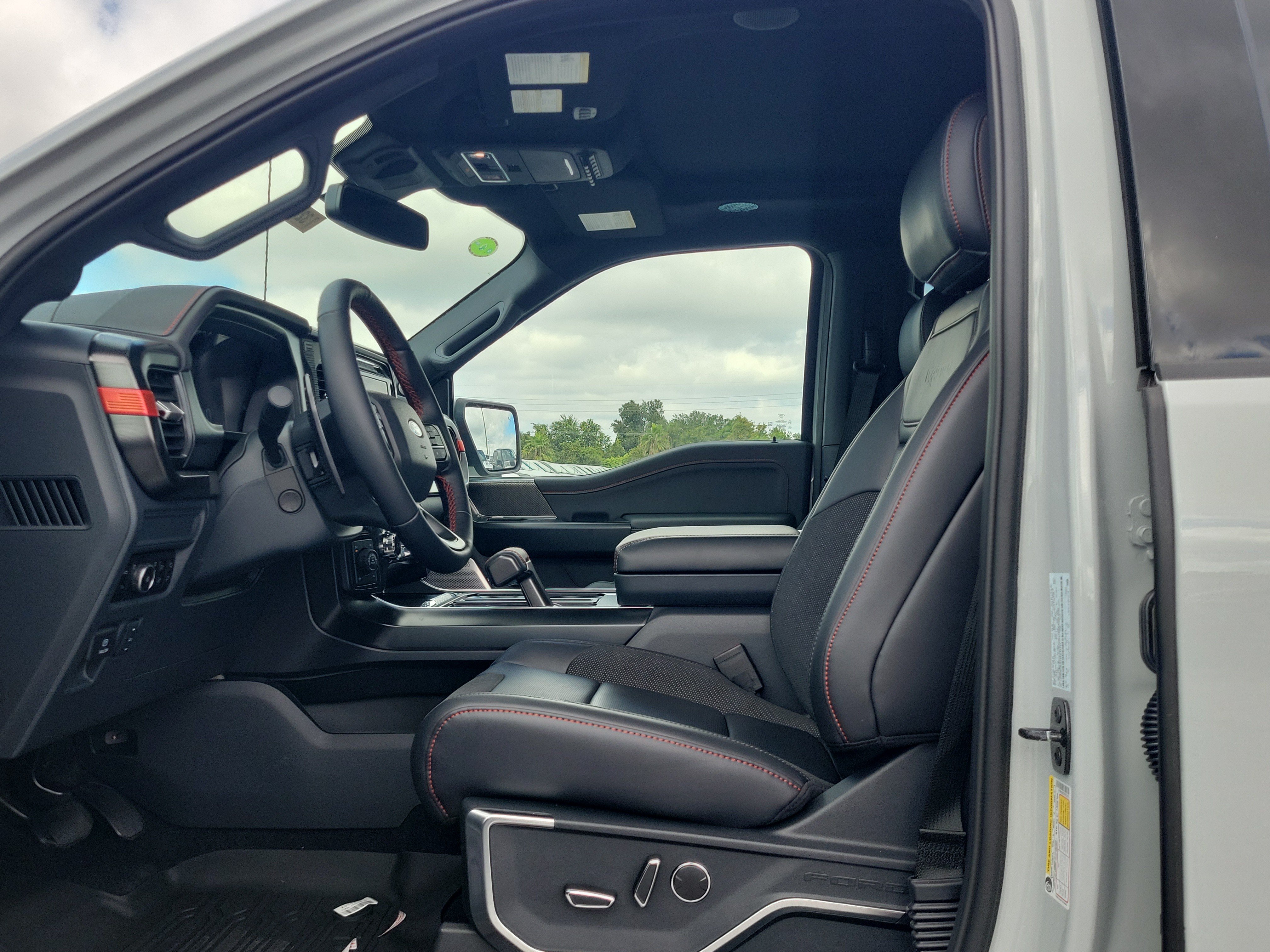 New 2026 Ford F150 Raptor AWD/4WD image 16