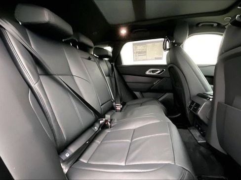 New 2026 Land Rover Range Rover Velar Dynamic SE image 11