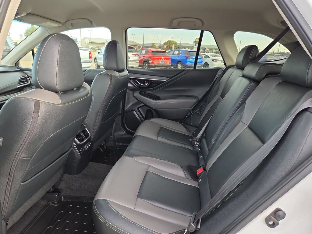Used 2021 Subaru Outback Onyx Edition XT w/ Tech Package 2 AWD/4WD image 13
