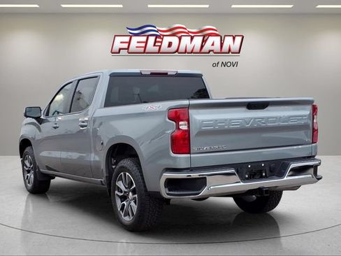 Used 2025 Chevrolet Silverado 1500 LT AWD/4WD image 3