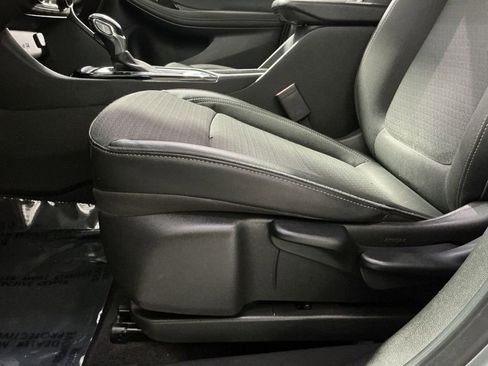 Used 2024 Buick Encore GX Preferred FWD image 15