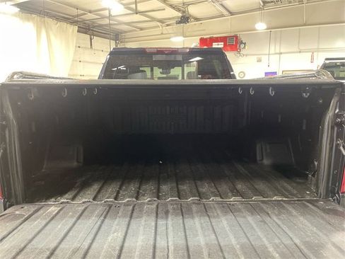 Used 2024 Chevrolet Silverado 1500 High Country w/ Technology Package image 22