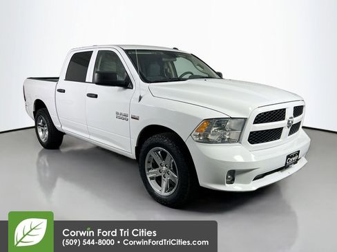 Used 2018 RAM 1500 Express w/ Express Value Package AWD/4WD image 1