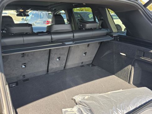 New 2026 BMW X5 sDrive40i w/ M Sport Package image 8