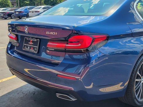 Used 2022 BMW 540i xDrive w/ Premium Package image 6