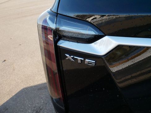 Certified 2025 Cadillac XT6 Sport image 17