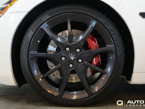 Used 2013 Maserati GranTurismo Sport image 11