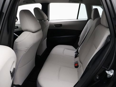 Certified 2024 Toyota Corolla Cross L image 19