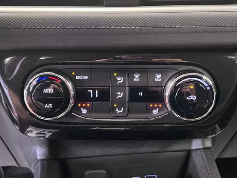 Used 2024 Chevrolet TrailBlazer LT w/ Convenience Package image 22