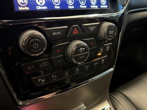 Used 2021 Jeep Grand Cherokee Limited w/ Quick Order Package 28K 80th image 15