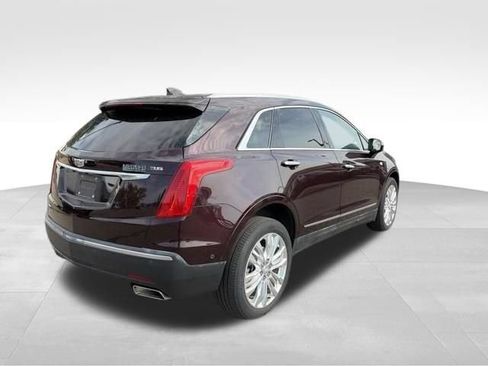 Used 2017 Cadillac XT5 Premium Luxury w/ Driver Assist Package AWD/4WD image 10