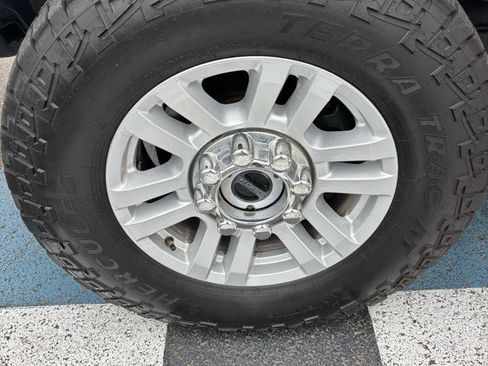 Used 2019 Ford F350 XLT w/ Camper Package AWD/4WD image 25