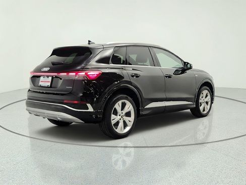 Used 2023 Audi Q4 e-tron Premium w/ Convenience Package AWD/4WD image 5