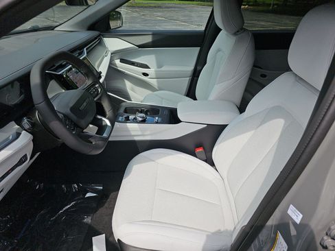 New 2026 Jeep Cherokee Laredo AWD/4WD image 18
