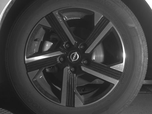 Used 2025 Nissan Sentra SV image 12