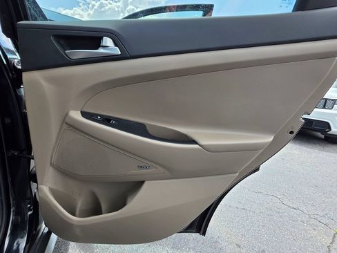Used 2021 Hyundai Tucson Ultimate w/ Cargo Package AWD/4WD image 26
