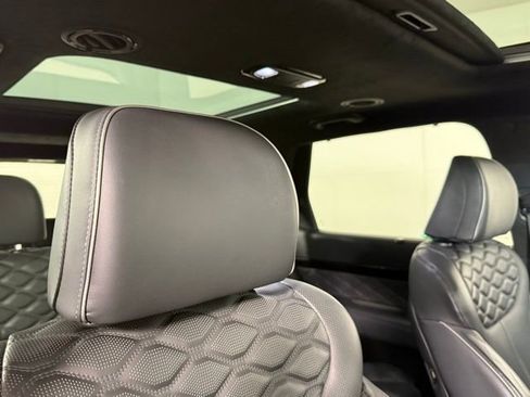Used 2022 Hyundai Palisade Calligraphy image 36