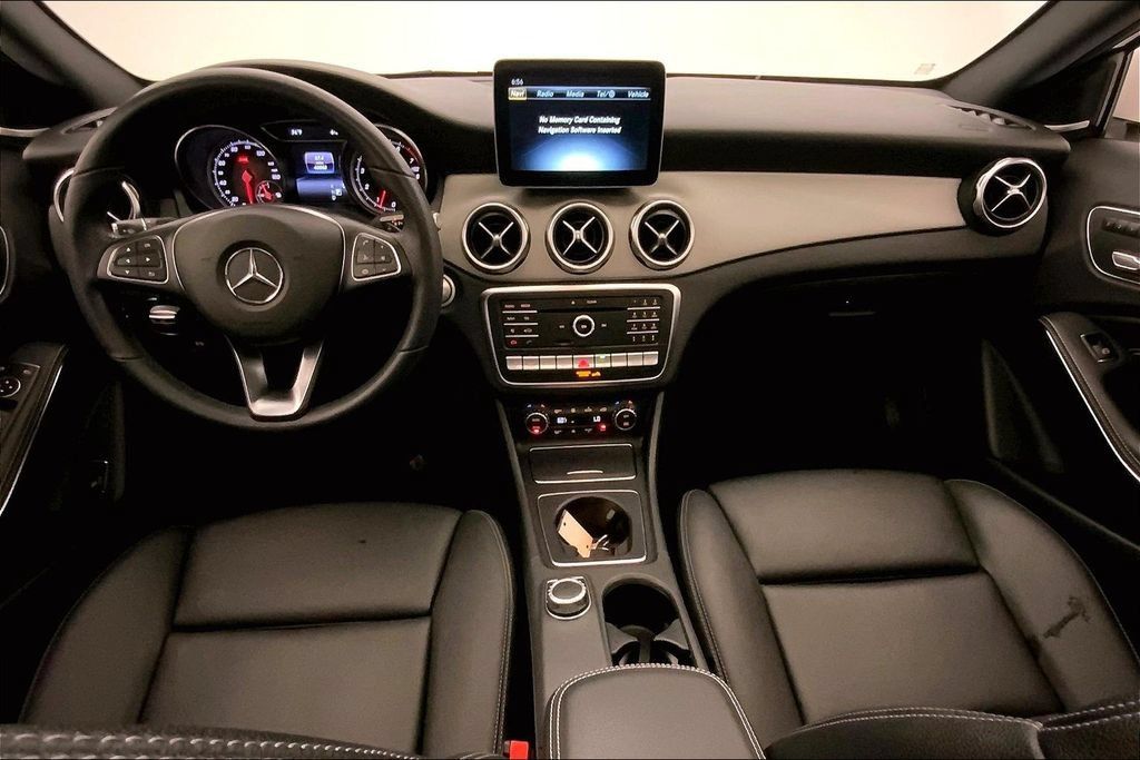 Used 2019 Mercedes-Benz GLA 250 4MATIC image 16