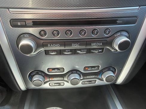 Used 2018 Nissan Pathfinder SL w/ SL Premium Package AWD/4WD image 26