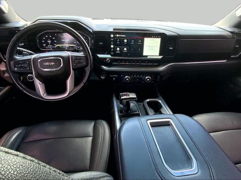 Used 2022 GMC Sierra 1500 SLT AWD/4WD image 16