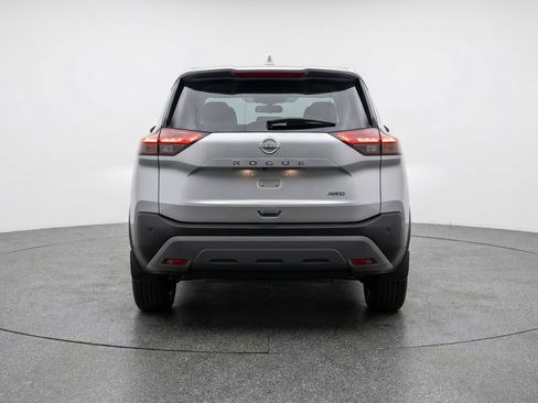 Used 2025 Nissan Rogue SV image 7