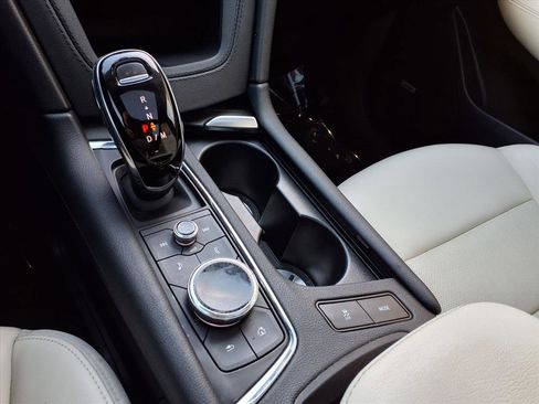 Used 2022 Cadillac XT6 Sport w/ Technology Package image 24