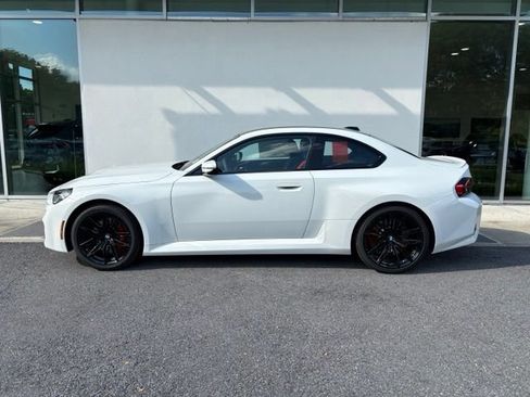 New 2026 BMW M2 w/ Lighting Package RWD image 2