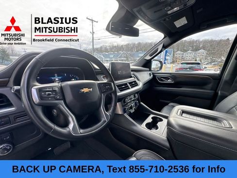 Used 2023 Chevrolet Suburban Premier image 11
