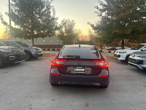 Used 2022 Honda Civic Sport Touring image 6