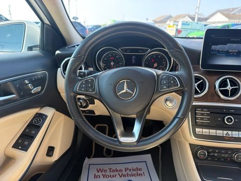 Used 2019 Mercedes-Benz GLA 250 4MATIC image 18