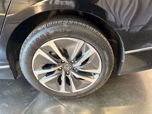 Used 2019 Honda Accord EX-L image 9