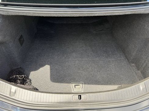 Used 2019 Cadillac XTS Luxury FWD image 14