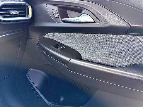 Used 2023 Chevrolet TrailBlazer LT image 25