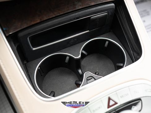 Used 2019 Mercedes-Benz S 560 Sedan image 35